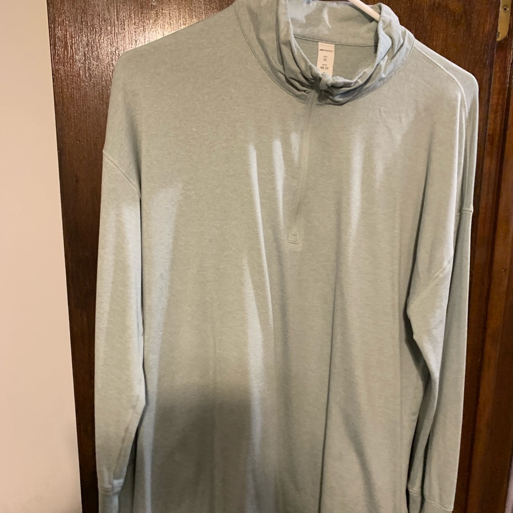 Quarter Zip Pullover